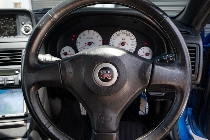 2001 Nissan Skyline GT-R BNR34 SKYLINE GT-R V-SPEC II Bayside Blue Manual Coupe62935690435457114