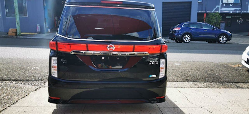 2010 Nissan Elgrand PE52 Highway Star Black Constant Variable People Mover62882725924482114