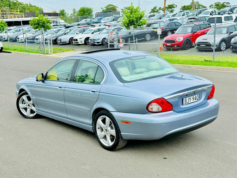 2009 Jaguar X-Type MY09 2.1 LE Blue 5 Speed Automatic Sedan62882738725122112