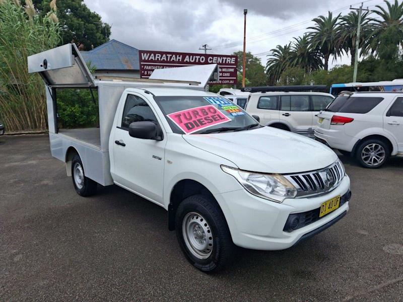 2015 Mitsubishi Triton MQ MY16 GLX White 6 Speed Manual Cab Chassis62936659973890110