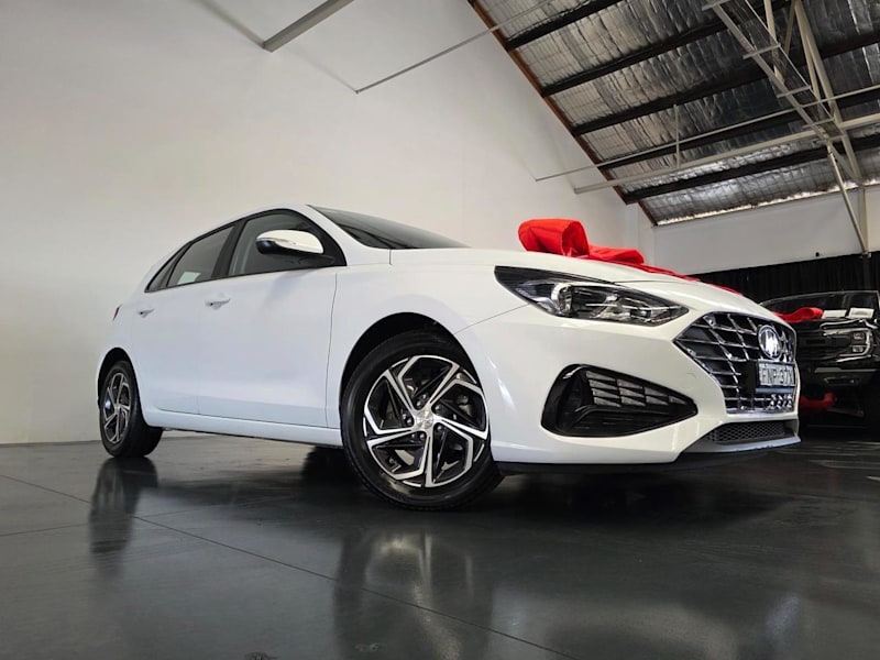 2022 Hyundai i30 i30 PD.V4 MY22 Hatchback 5dr Spts Auto 6sp 2.0i White Automatic Hatchback62933713390083110