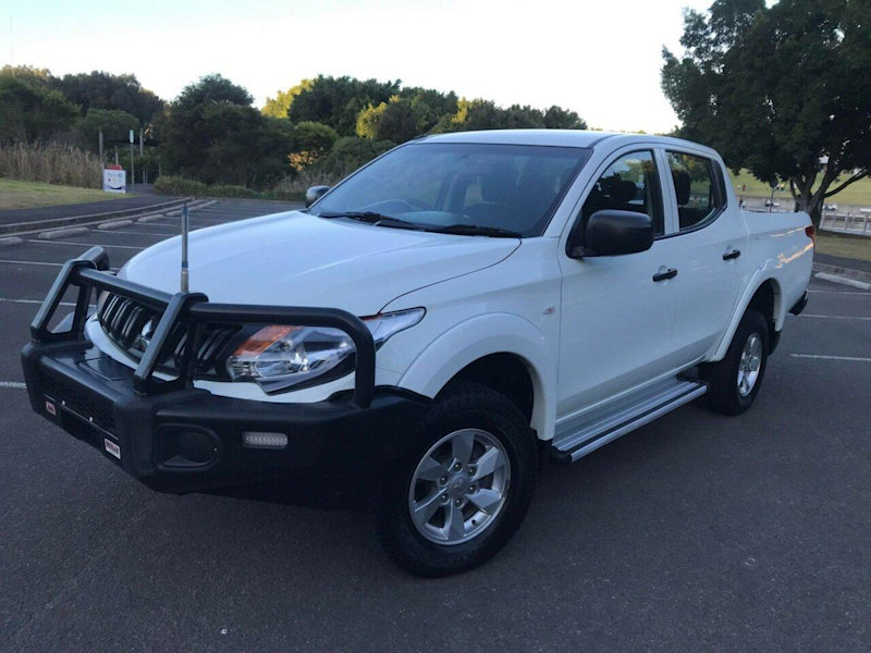 2016 Mitsubishi Triton MQ MY16 Upgrade GLX Plus (4x4) White 6 Speed Manual Dual Cab Utility62882766190083112