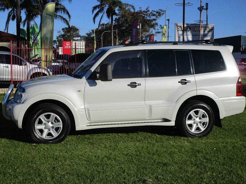 2006 Mitsubishi Pajero NP MY06 VR-X LWB (4x4) Pearl White 5 Speed Auto Sports Mode Wagon62934696966017112