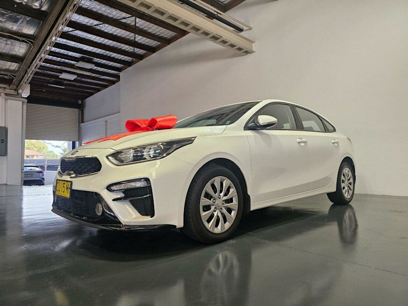 2019 Kia Cerato BD MY20 S Hatchback 5dr Spts Auto 6sp 2.0i with Saftey Packa White Pearl Automatic62882768336259114