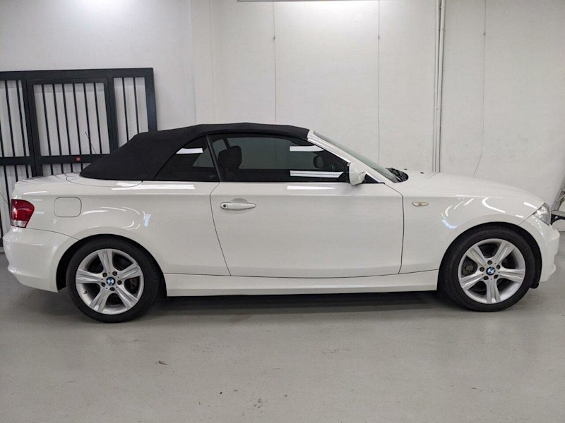 2009 BMW 1 Series E88 MY10 123d Steptronic White 6 Speed Sports Automatic Convertible62882764900994114