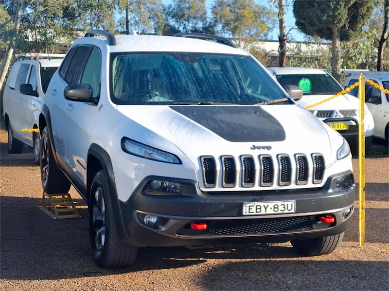 2018 Jeep Cherokee KL MY19 Trailhawk White 9 Speed Sports Automatic Wagon62885349845634110
