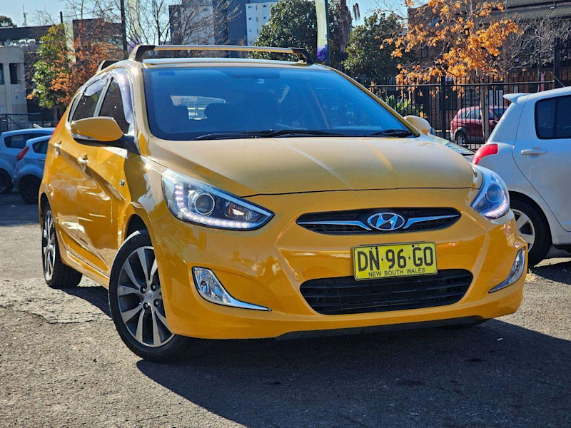 2013 HYUNDAI ACCENT RB3 SR Hatchback 5dr Spts Auto 6sp 1.6i62882732269825110
