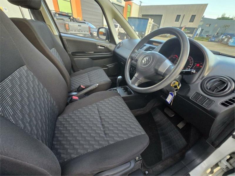 2009 Suzuki SX4 GYA White 4 Speed Automatic Hatchback62934703342083112