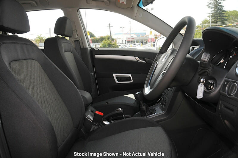 2010 Holden Captiva CG MY10 5 (FWD) White 5 Speed Manual Wagon62934696311042114