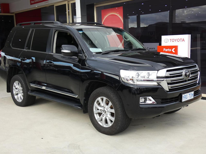 2020 Toyota Landcruiser VDJ200R LC200 Sahara (4x4) Eclipse Black 6 Speed Automatic Wagon62938582434305111