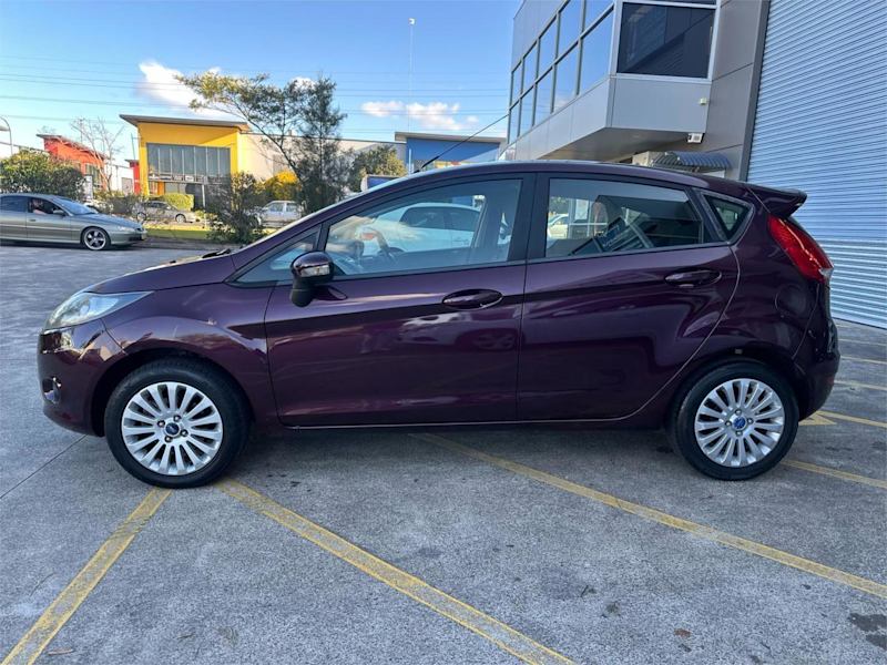 2010 Ford Fiesta WT LX Purple 6 Speed Automatic Hatchback62934699755011113