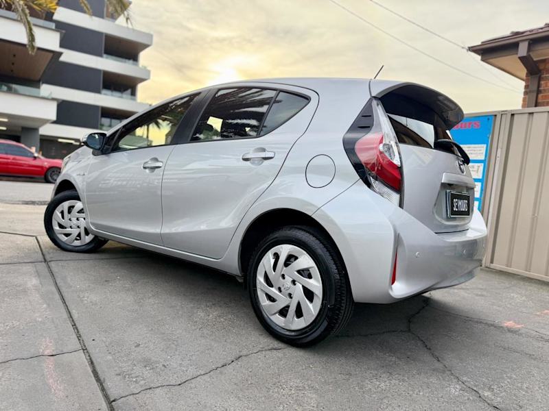 2019 Toyota Prius c HYBRID NHP10R Silver Continuous Variable Hatchback62935686313603113