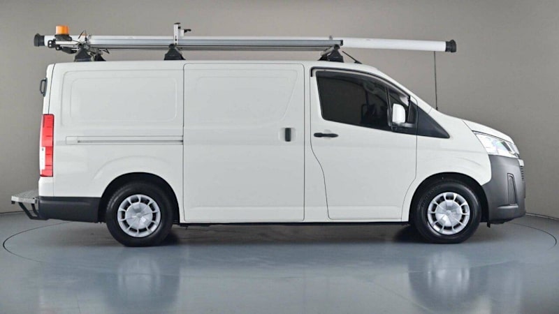 TOYOTA HIACE LWB 201962882727381507112