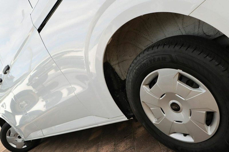 2023 Ford Transit Custom AV 2023.75MY Trend Low Roof LWB 320L Frozen White 8 Speed Automatic Van62934707003906113