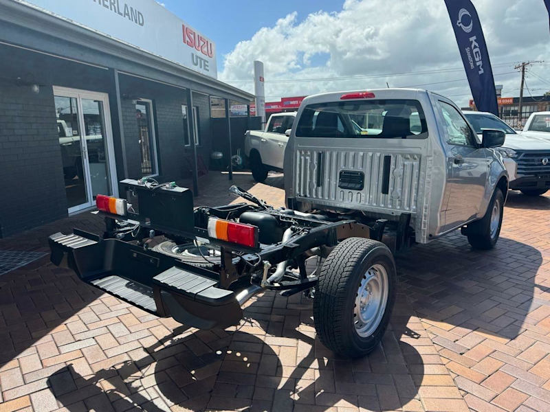 2025 Isuzu D-MAX RG MY24 SX 4x2 High Ride Silver 6 Speed Sports Automatic Cab Chassis62885350692610114