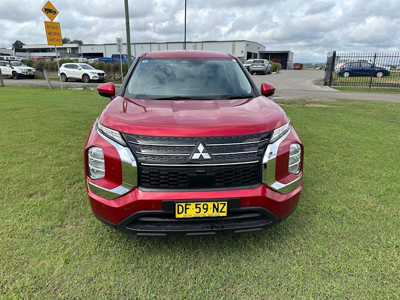 2022 Mitsubishi Outlander ZM MY22.5 ES 2WD Red 8 Speed Constant Variable Wagon62938583386369113