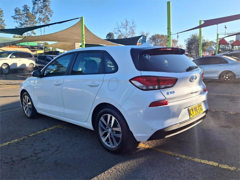 2020 Hyundai i30 PD2 MY20 Active White 6 Speed Sports Automatic Hatchback62882737445762114