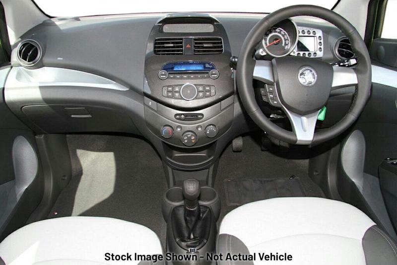 2011 Holden Barina Spark MJ MY11 CDX Green 5 Speed Manual Hatchback62932713791874113