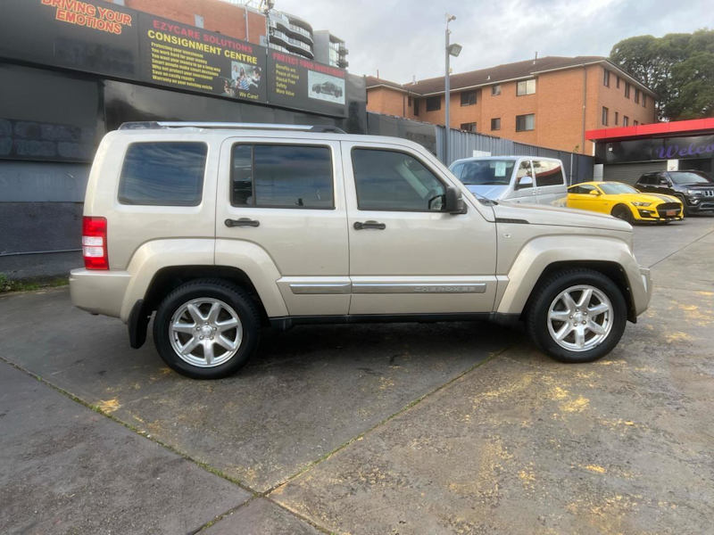 2010 JEEP CHEROKEE LIMITED (4x4) KK62882765273859114