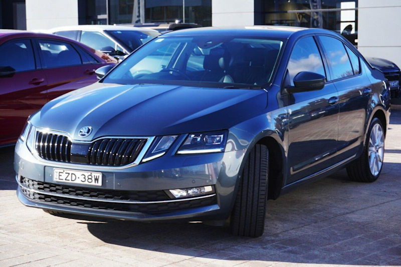 2019 Skoda Octavia NE MY19 110TSI Sedan Quartz Grey 6 Speed Manual Liftback62936660113409112