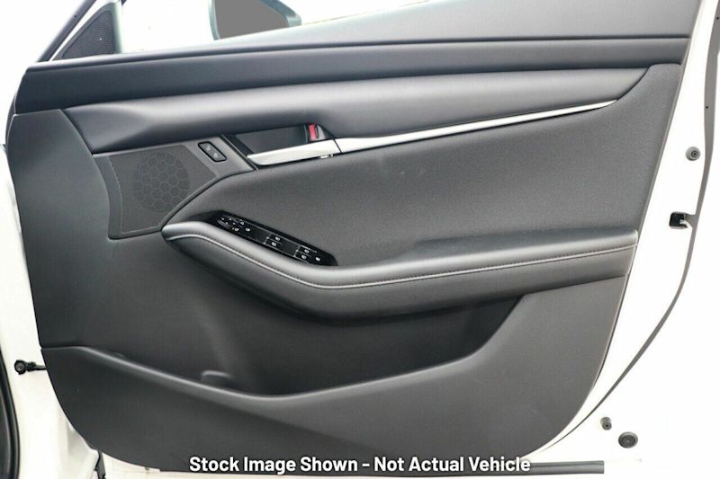 2025 Mazda 3 BP2H7A G20 SKYACTIV-Drive Pure Snowflake White Pearl 6 Speed Sports Automatic Hatchback62937626040321114