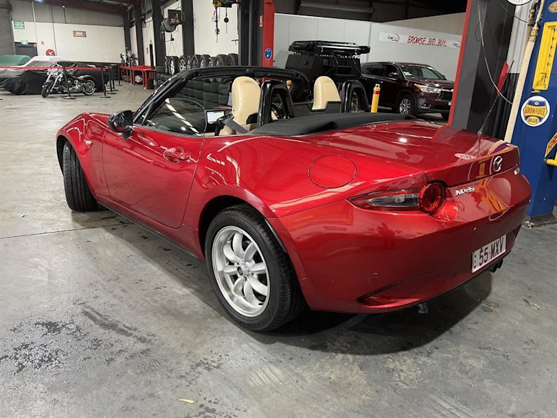 2015 Mazda MX-5 K Red 6 Speed Manual Roadster62933707754626114