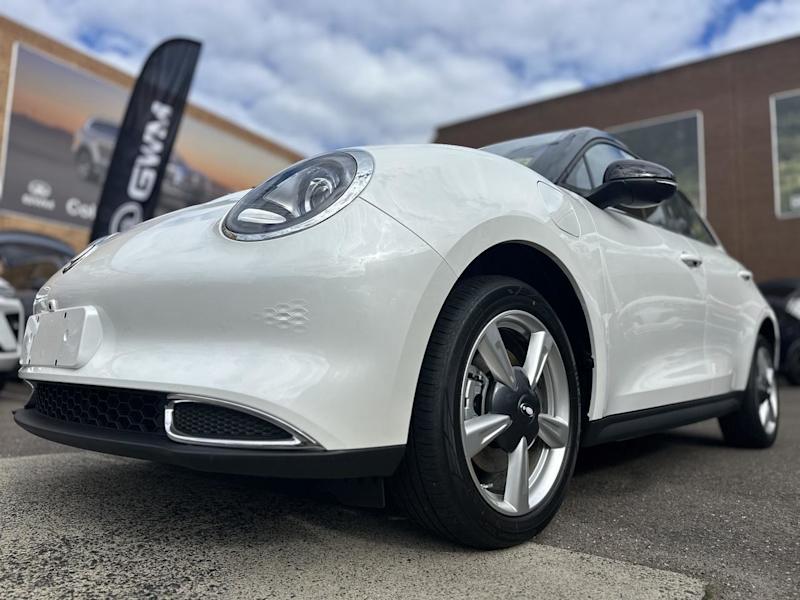 2025 GWM ORA ES11 Standard Range Hamilton White 1 Speed Automatic Hatchback62934706011778111
