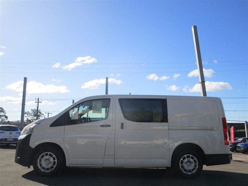 2021 Toyota HiAce GDH300R LWB French Vanilla 6 Speed Auto Sequential Van62933704768386114
