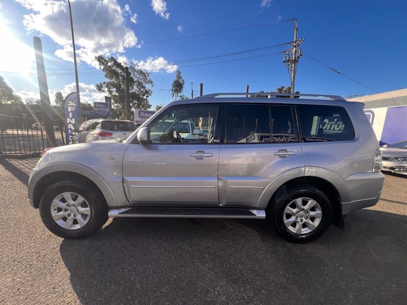 2011 30TH ANNIVERSARY MITSUBISHI PAJERO GLX LWB (4x4) NT MY11, AUTOMATIC, ONLY 114, 225KS,REGO,WARRA62933710949121113