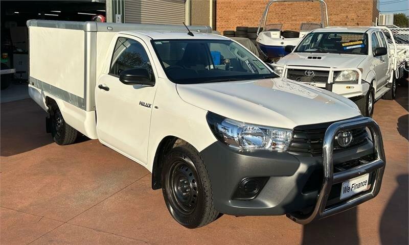 2016 Toyota Hilux GUN122R Workmate White 5 Speed Manual Cab Chassis62933711557761112
