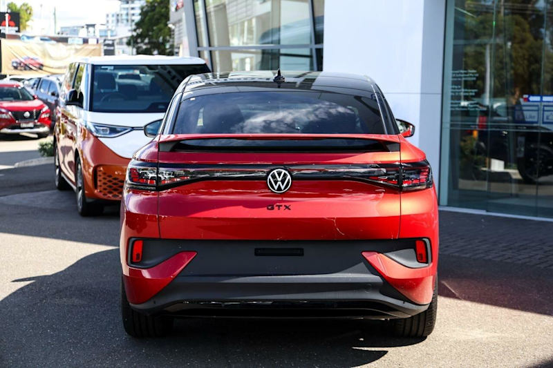 2024 Volkswagen ID.5 E2 MY25 GTX 4MOTION Kings Red Metallic 1 Speed Automatic Wagon62932715351939114