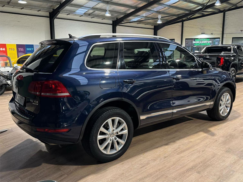 2014 Volkswagen Touareg 7P MY14 150TDI Tiptronic 4MOTION Night Blue 8 Speed Sports Automatic Wagon62936659060227111