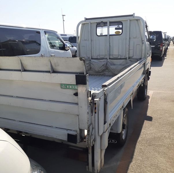 4WD Toyota!!!! Light truck, high/low range, diesel, A/C, P/S, hydraulic tailgate lift.  PERFECTION 62935684096259113