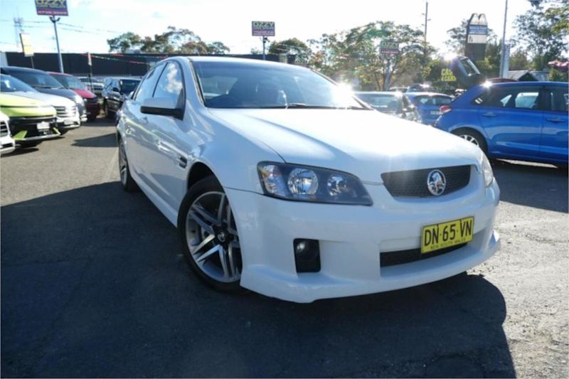 2007 Holden Commodore VE SS White 6 Speed Automatic Sedan62885349334403110