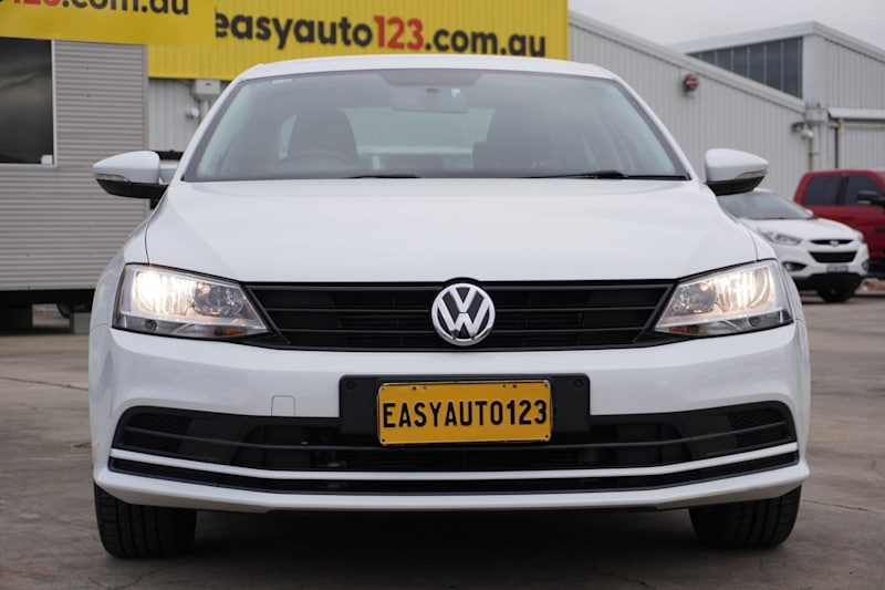 2016 Volkswagen Jetta 1B MY16 118TSI Trendline White 6 Speed Manual Sedan62936662035330111