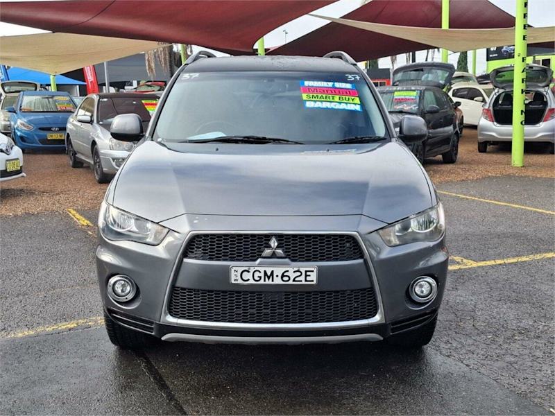 2011 Mitsubishi Outlander ZH MY12 LS 2WD Grey 5 Speed Manual Wagon62933707538305111