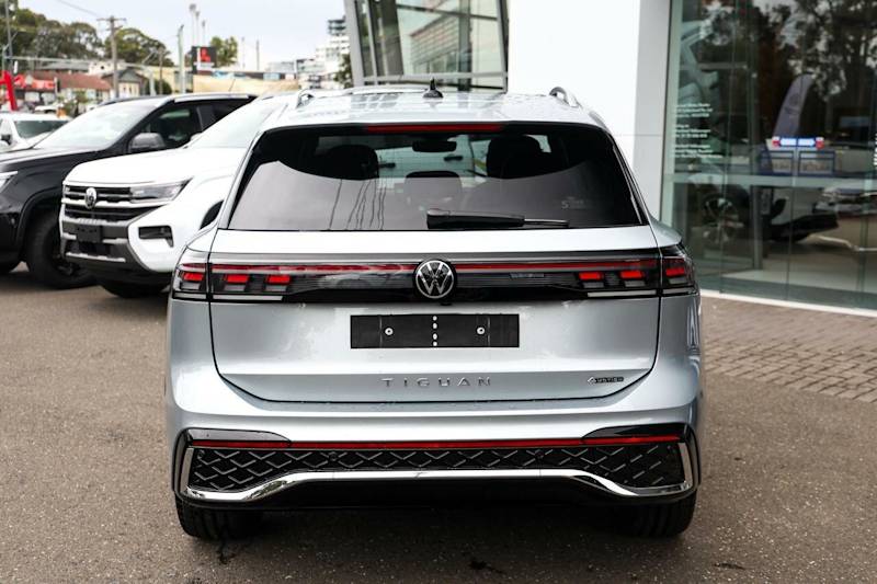2024 Volkswagen Tiguan CT MY25 195TSI R-Line DSG 4MOTION Oyster Silver 7 Speed62882737737219114
