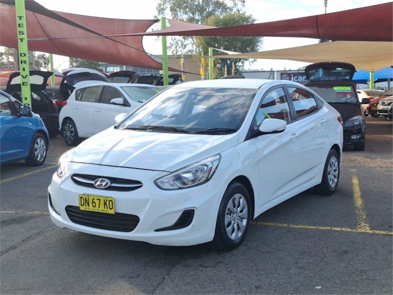 2015 Hyundai Accent RB2 MY15 Active White 6 Speed Manual Sedan62932715178754112