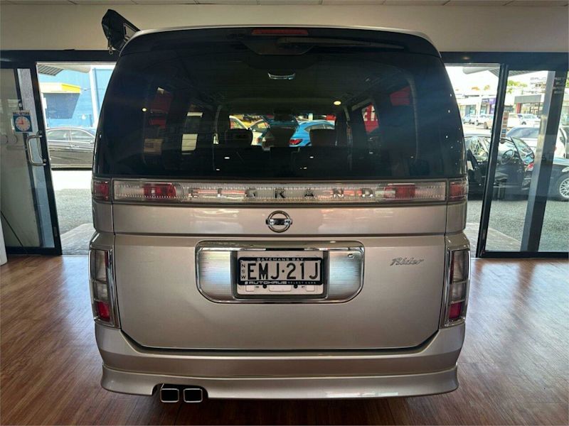 2009 Nissan Elgrand E51 Silver 5 Speed Automatic Wagon62937624612354112