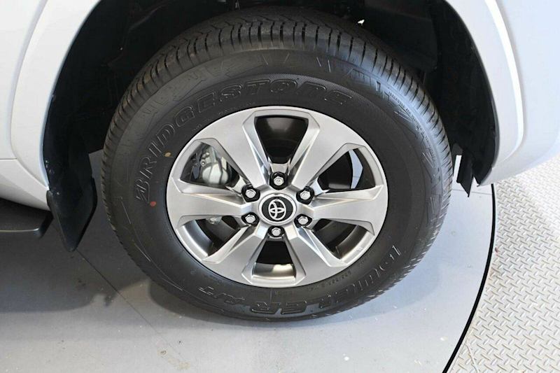 2023 Toyota Landcruiser FJA300R VX Silver Pearl 10 Speed Sports Automatic Wagon62934699893122113