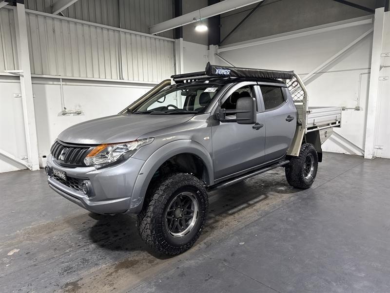 2017 Mitsubishi Triton MQ MY17 GLX (4x4) Grey 6 Speed Manual Dual Cab Utility62934704502403112