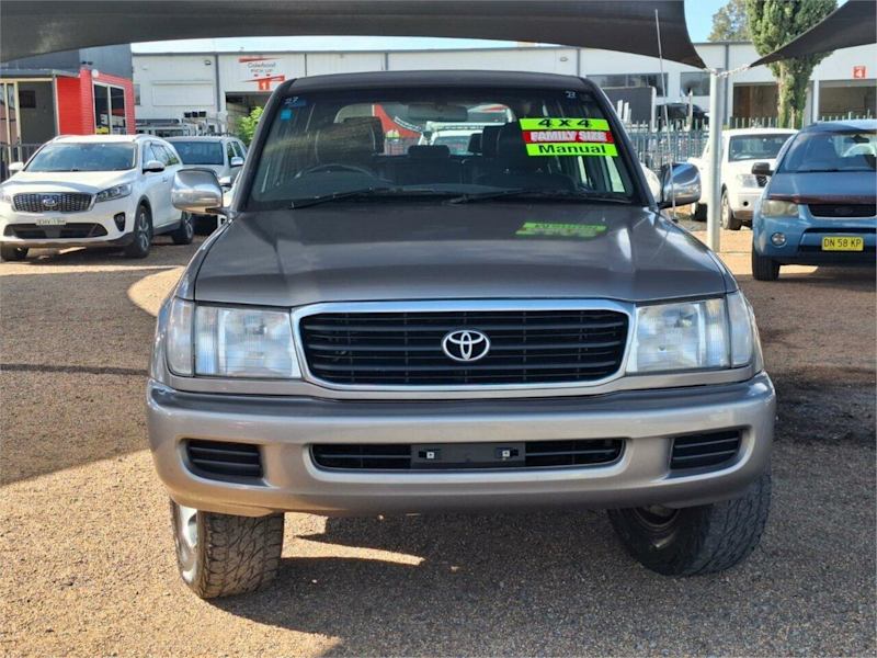 2002 Toyota Landcruiser FZJ105R GXL Silver, Chrome 5 Speed Manual Wagon62933704706433111