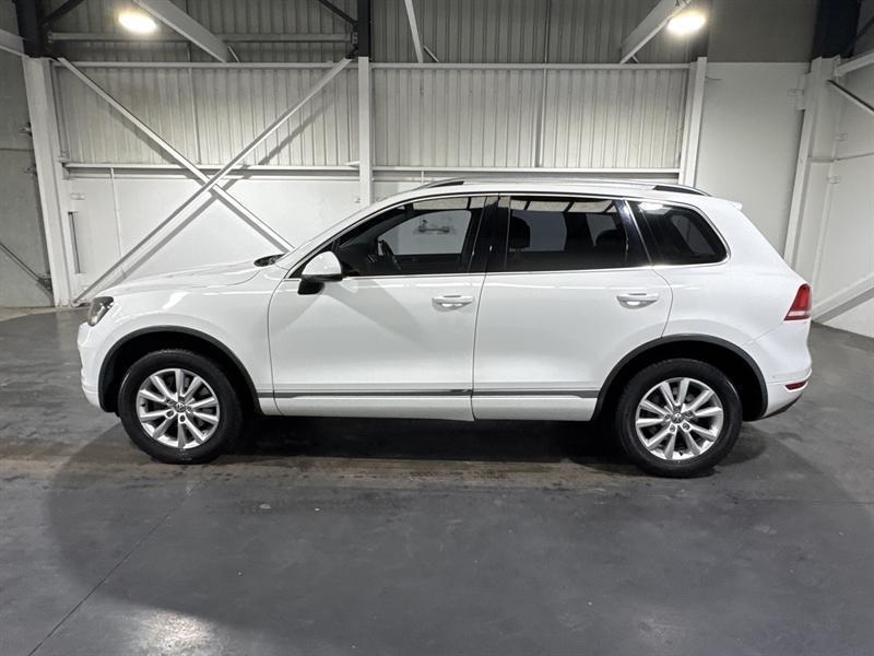 2012 Volkswagen Touareg 7P MY12 V6 TDI White 8 Speed Automatic Wagon62933707804930112