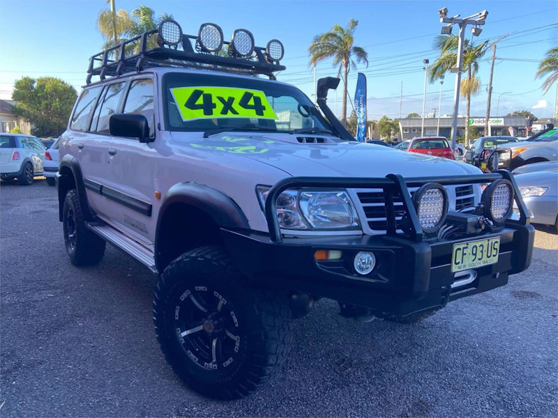 2002 Nissan Patrol GU III ST (4x4) White 5 Speed Manual Wagon62932714174850111
