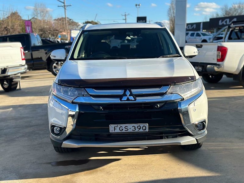2017 Mitsubishi Outlander Exceed White Sports Automatic Wagon62934705093250112