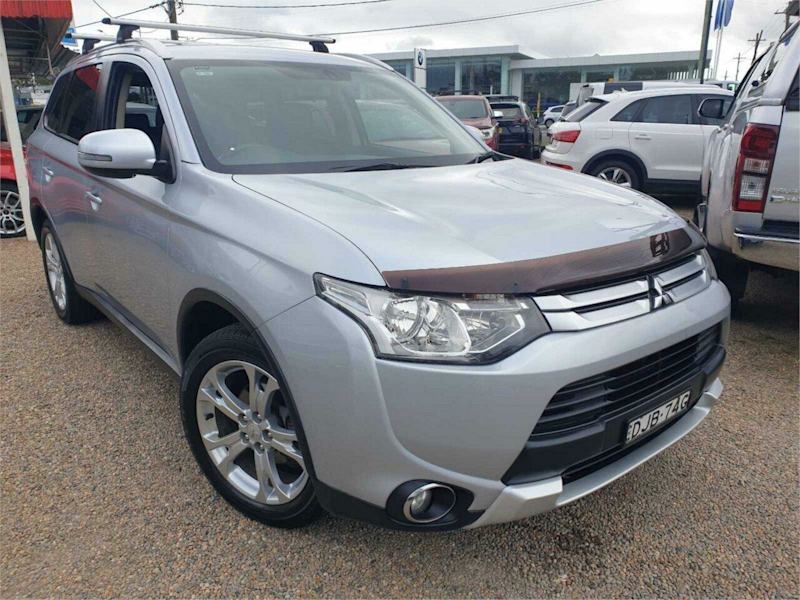2014 Mitsubishi Outlander ZJ MY14.5 LS (4x2) Silver Continuous Variable Wagon62882767132674118