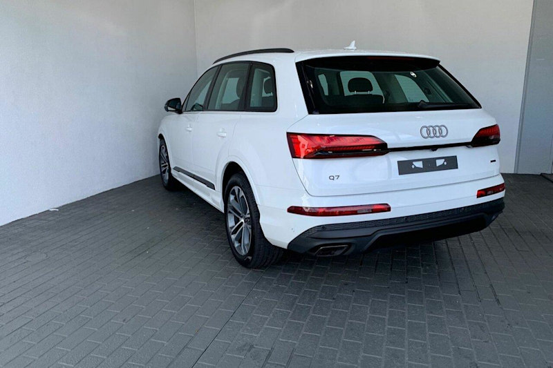 2024 Audi Q7 4M MY25 45 TFSI Tiptronic quattro Carrara White (0q0q) 8 Speed Sports Automatic Wagon62935683450115113