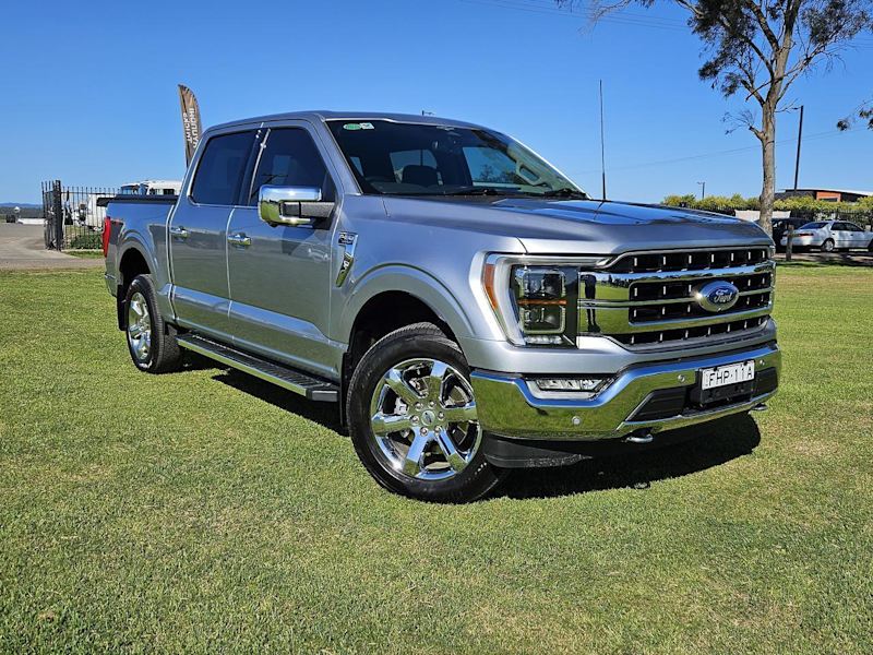 2023 Ford F150 2023MY Lariat Pickup Crew Cab SWB 4x4 Silver 10 Speed Automatic Utility62934695578754110