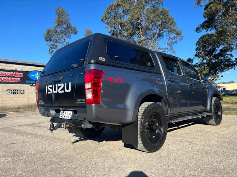 2012 Isuzu D-MAX MY12 LS-M Crew Cab Grey 5 Speed Manual Utility62934698390915113