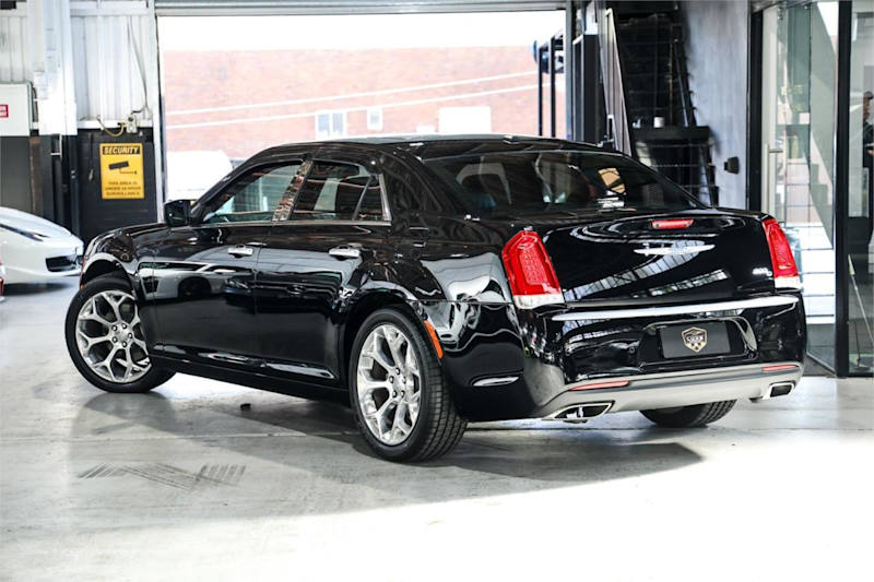 2021 Chrysler 300 LX MY21 C Luxury Black 8 Speed Sports Automatic Sedan62938583740418111